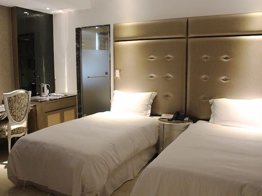 White House Beach Hotspring Resort Standard Room, 2 Twin Beds, Mountain View