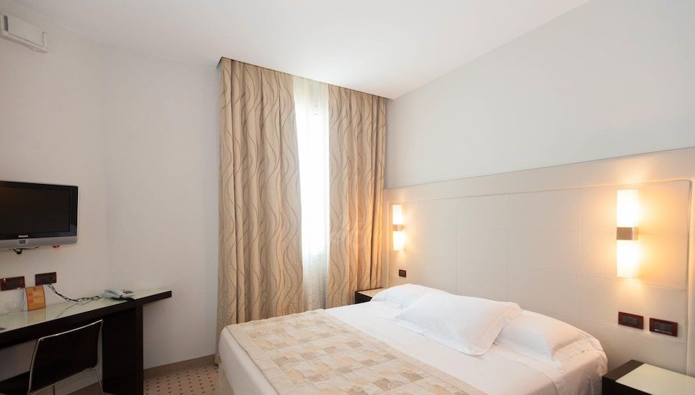 Hotel La Cartiera Superior Double Room, 1 King Bed 3