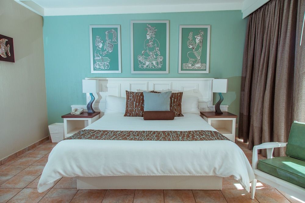 Estero Beach Hotel & Resort xxxTulum Cottagexxx 2