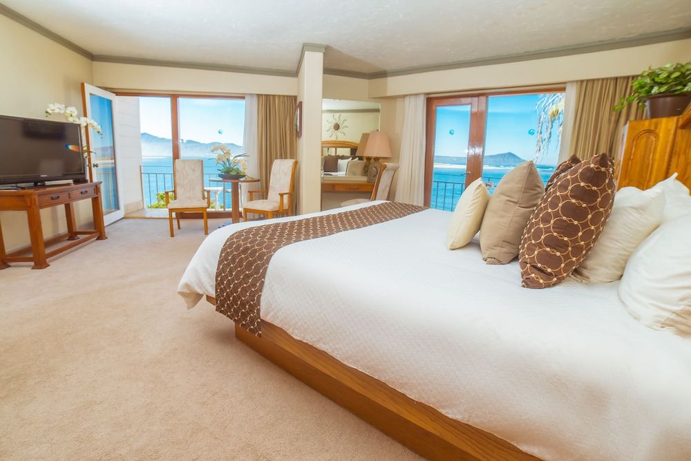 Estero Beach Hotel & Resort Presidential Suite (Uxmal) 2