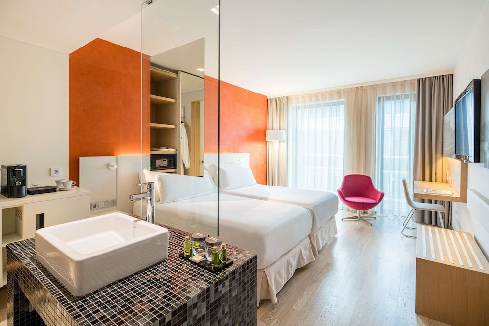 undefined Barceló Hamburg 3