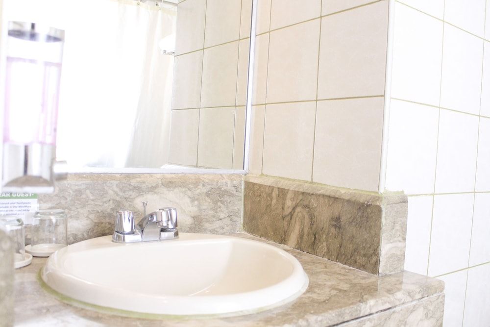 undefined Palm Hotel Manila 6