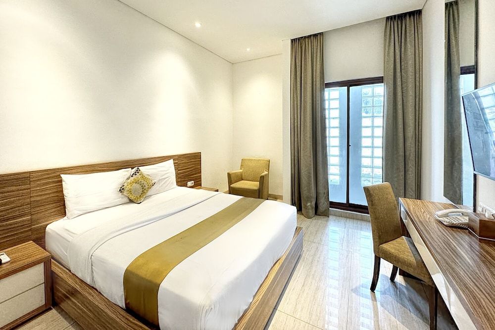 Rasuna Icon Hotel Executive Double or Twin Room 3