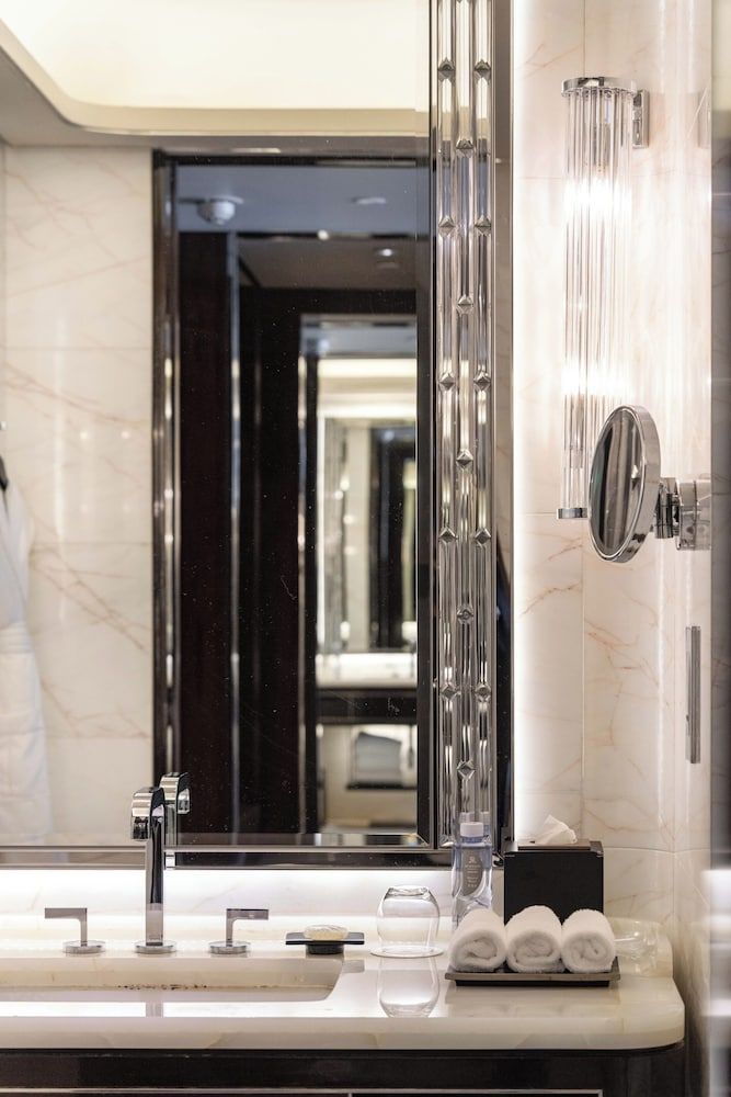 The St. Regis Shenzhen 1 King Bed,City View,Guest Room 5