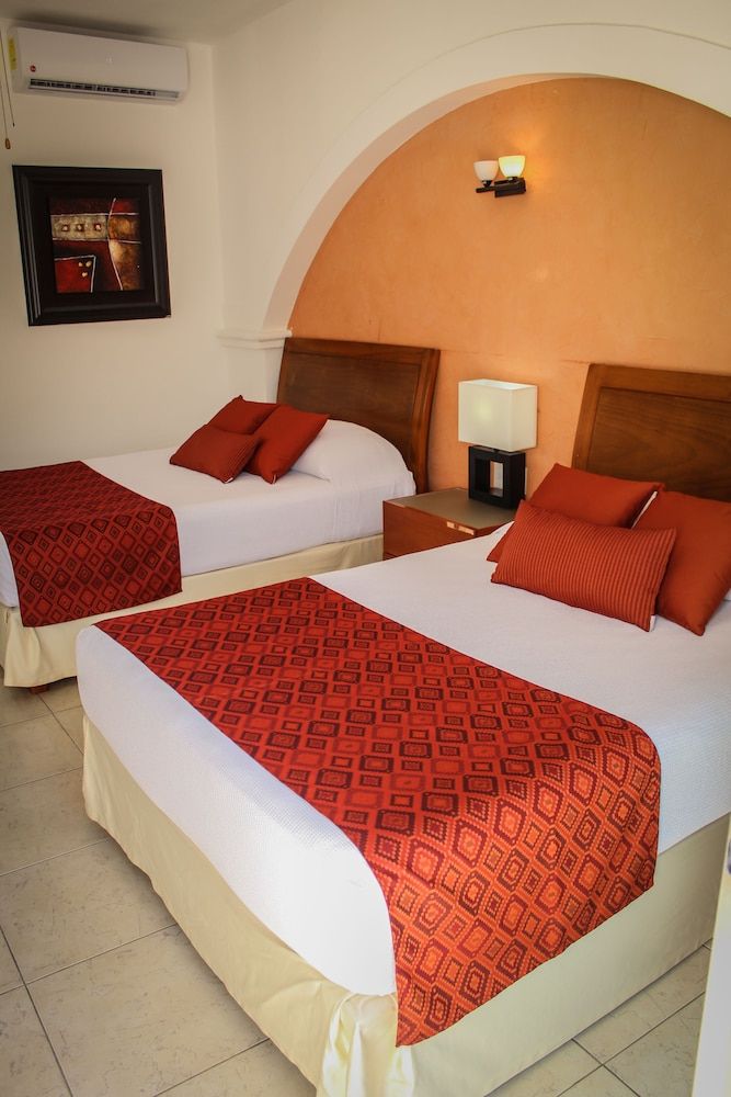 Casa Melissa - Near Yucatek Divers Standard Room, 1 Bedroom, Partial Ocean View 3