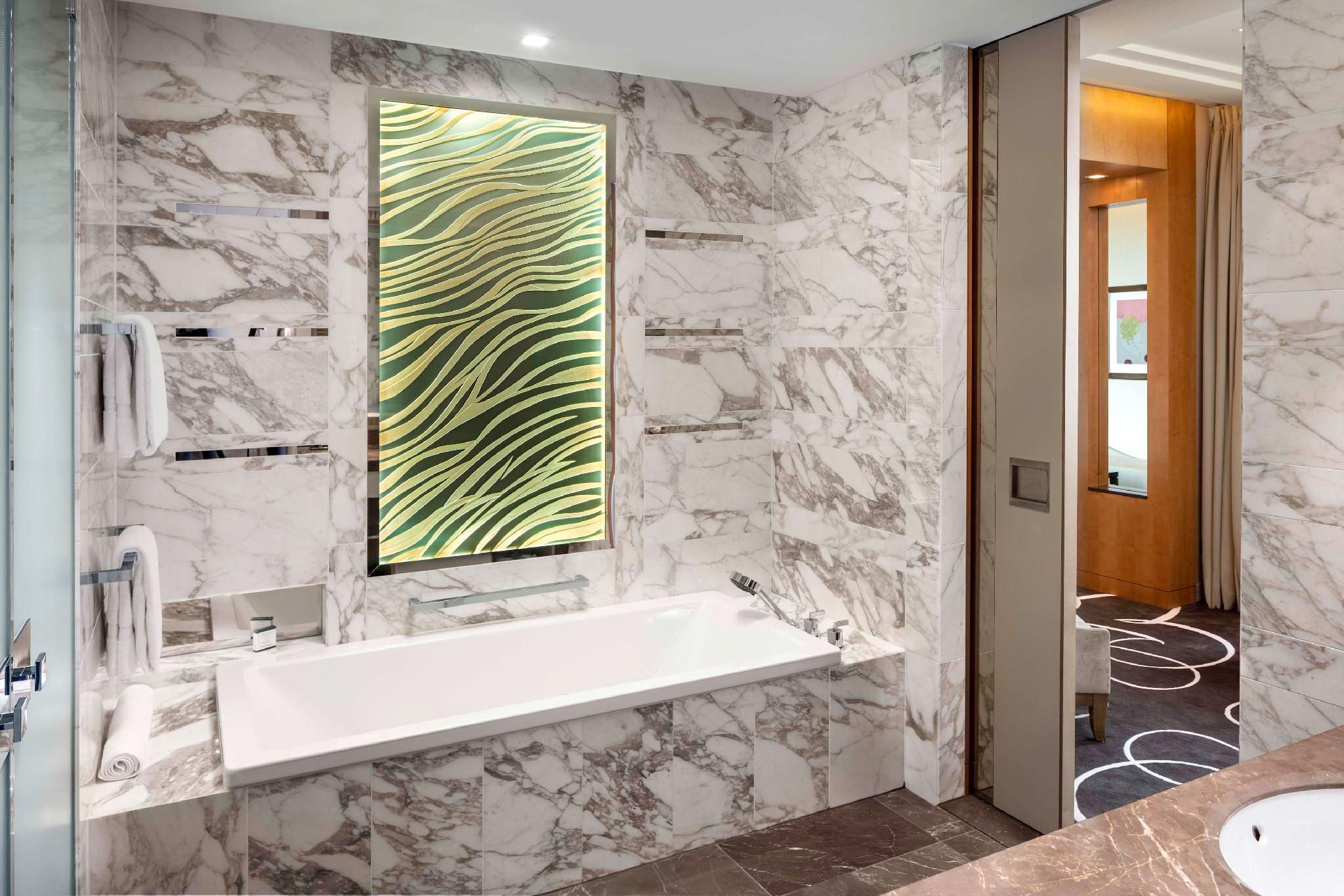 undefined Waldorf Astoria Berlin 9