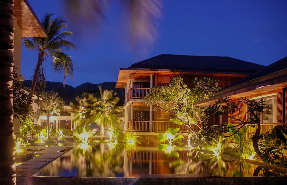 undefined Dhevatara Beach Hotel 6