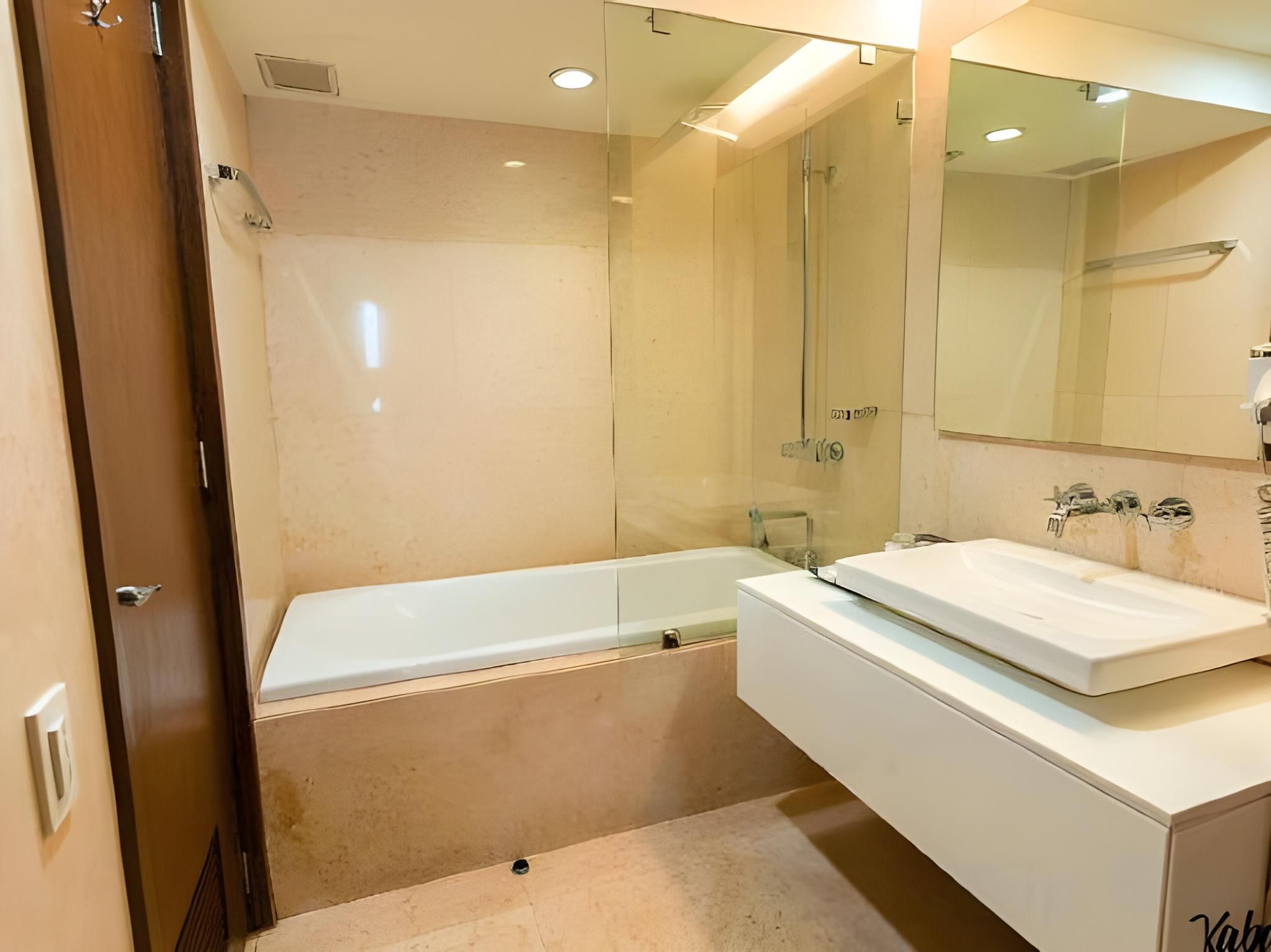 Armada Hotel Deluxe 3