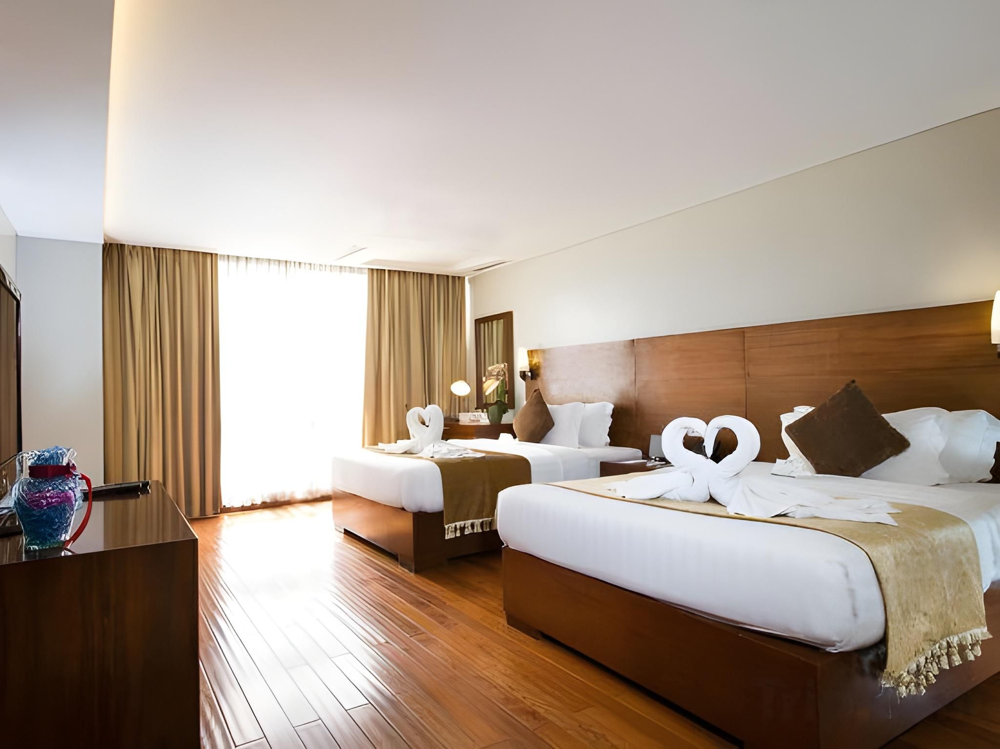 undefined Armada Hotel 5