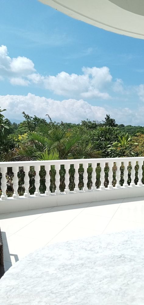 Lingganay Boracay Hotel Resort Superior Room 2