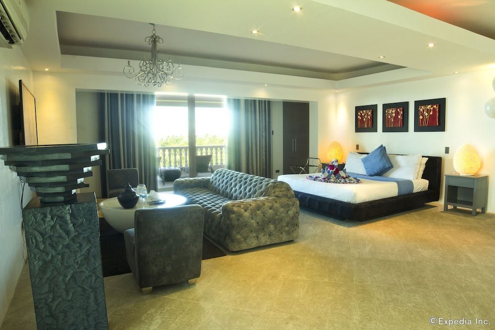 undefined Lingganay Boracay Hotel Resort
