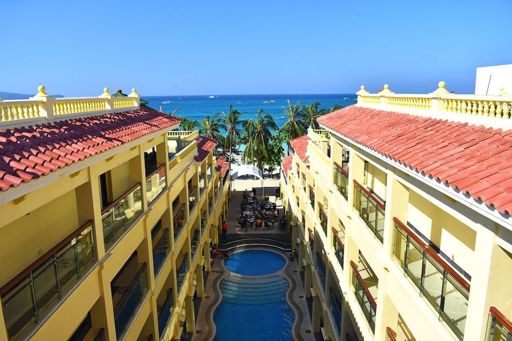 undefined Golden Phoenix Hotel Boracay 6