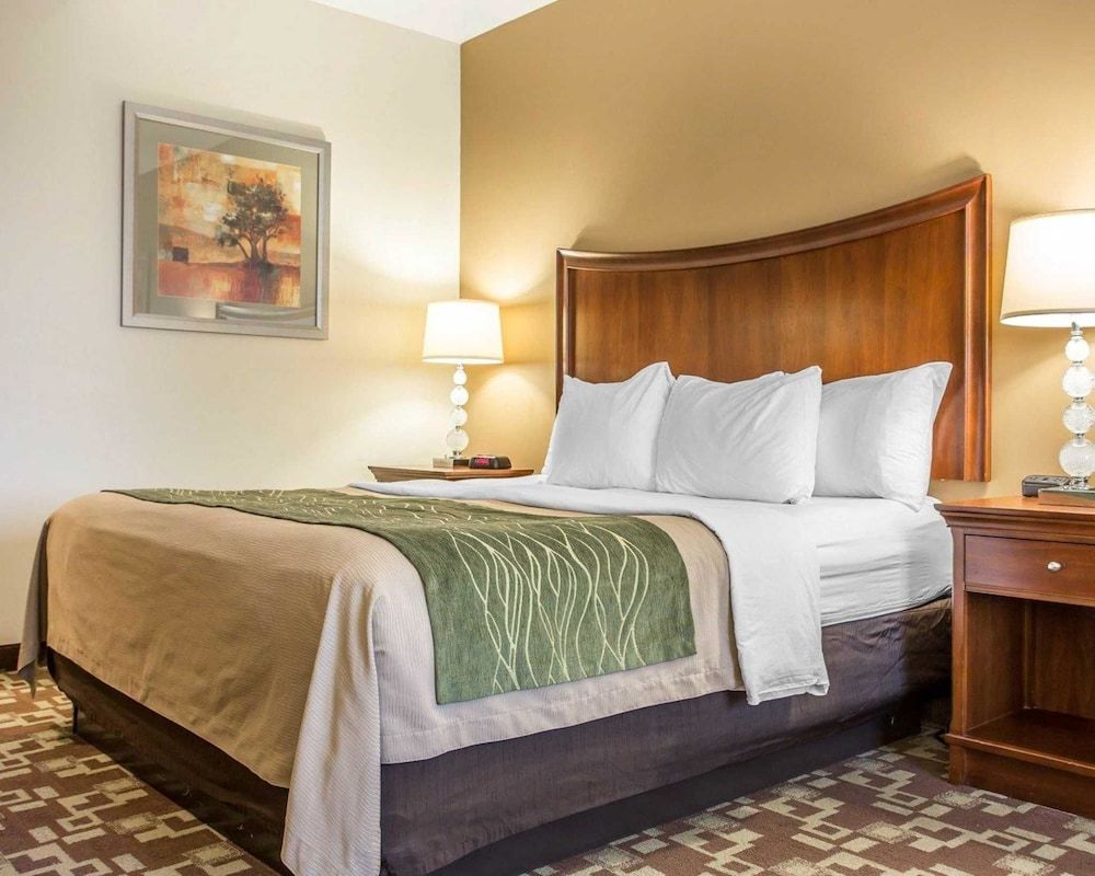 Standard Room, 1 King Bed