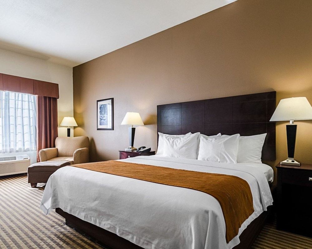 Room, 1 King Bed, Jetted Tub