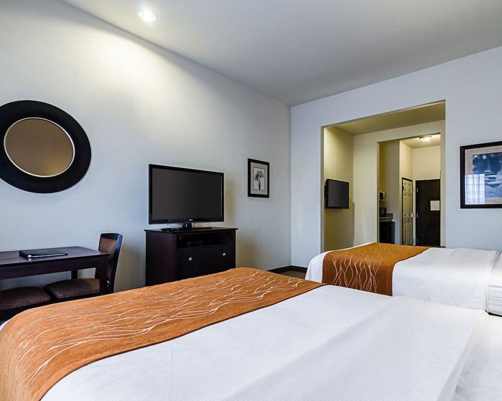 Room, 2 Queen Beds, Accessible, Non Smoking