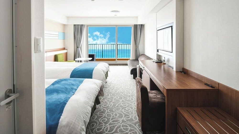 Deluxe Ocean Front Room (Annex, Non Smoking) - Quadruple Occupancy (4 Beds)