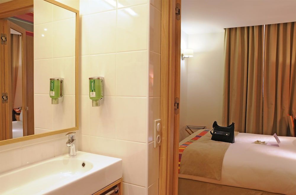 Best Western Hotel du Mucem Comfort Room, 1 Double Bed, Non Smoking 11