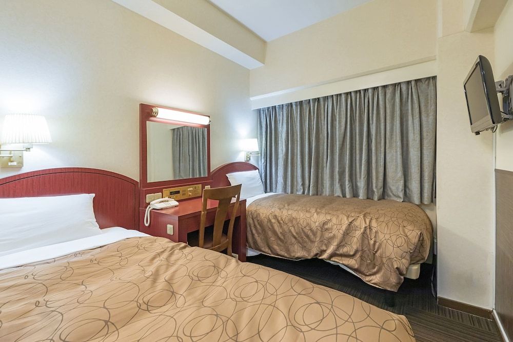 Akasaka Yoko Hotel Economy Twin Room, Non Smoking 6