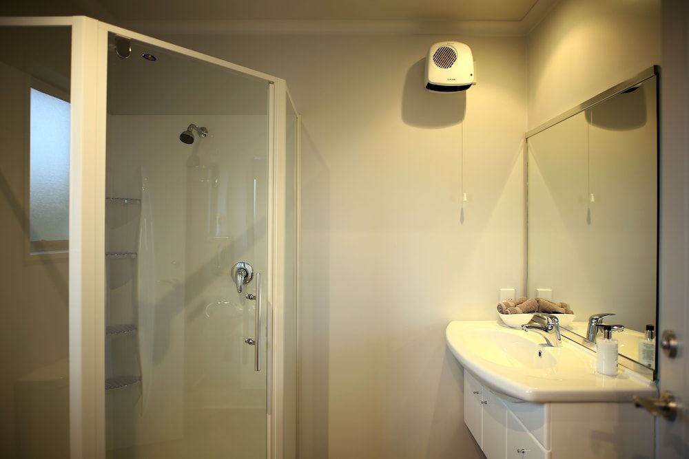 Oamaru Motor Lodge Suite, 2 Bedrooms 3