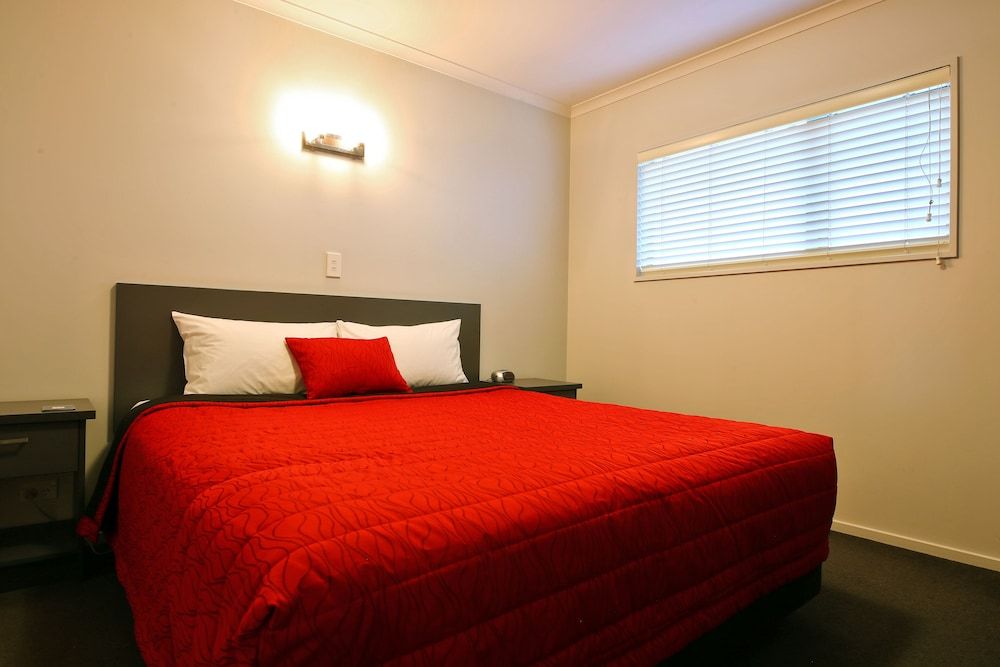 Oamaru Motor Lodge Studio Suite, 1 King Bed 2