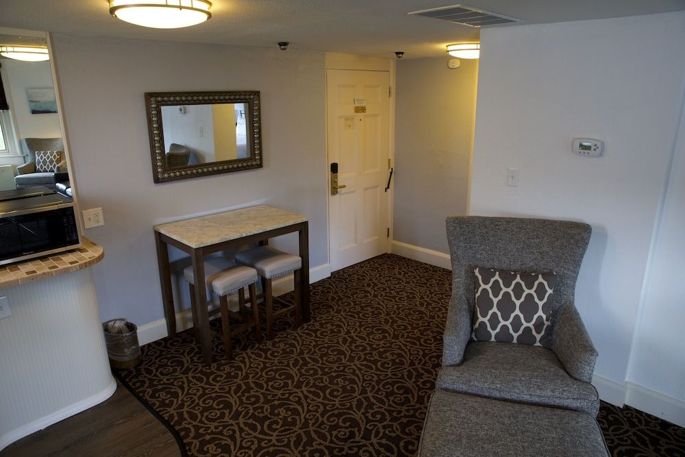 Spokane Club The Nest Suite 3