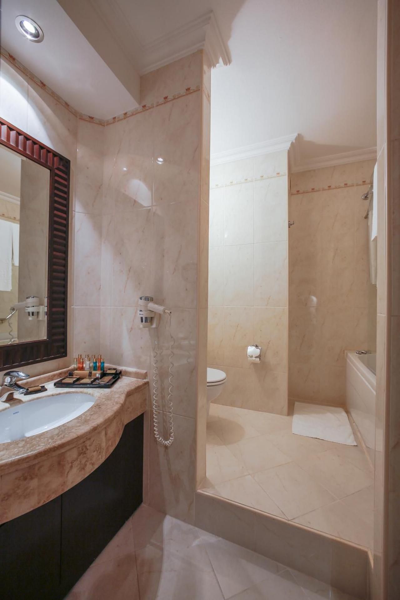 Standard Family Room