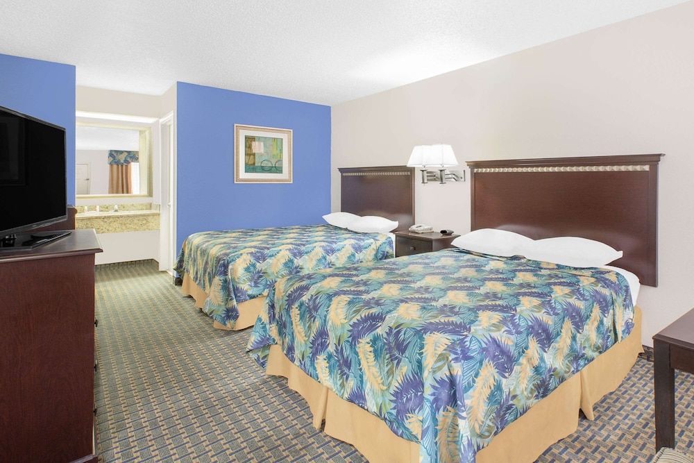 Room, 2 Queen Beds