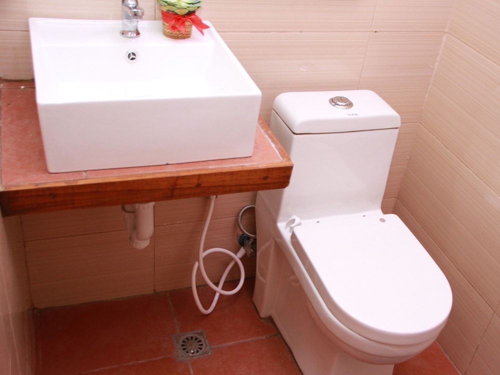 BADLADZ Beach and Dive Resort Queen Pool Suite with Promo Breakfast 4