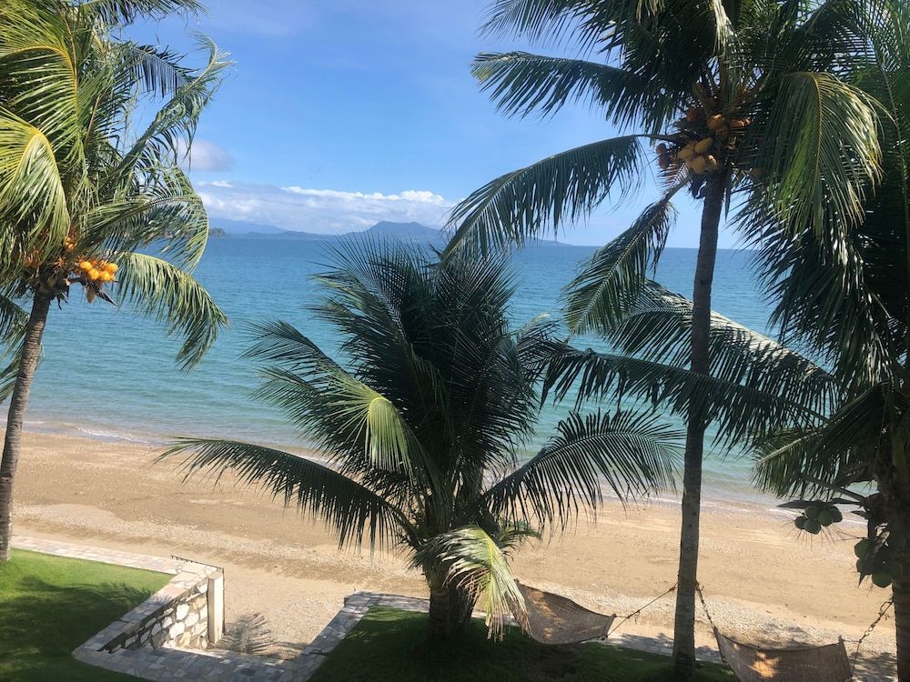 BADLADZ Beach and Dive Resort King Ocean Suite with Promo Breakfast 8