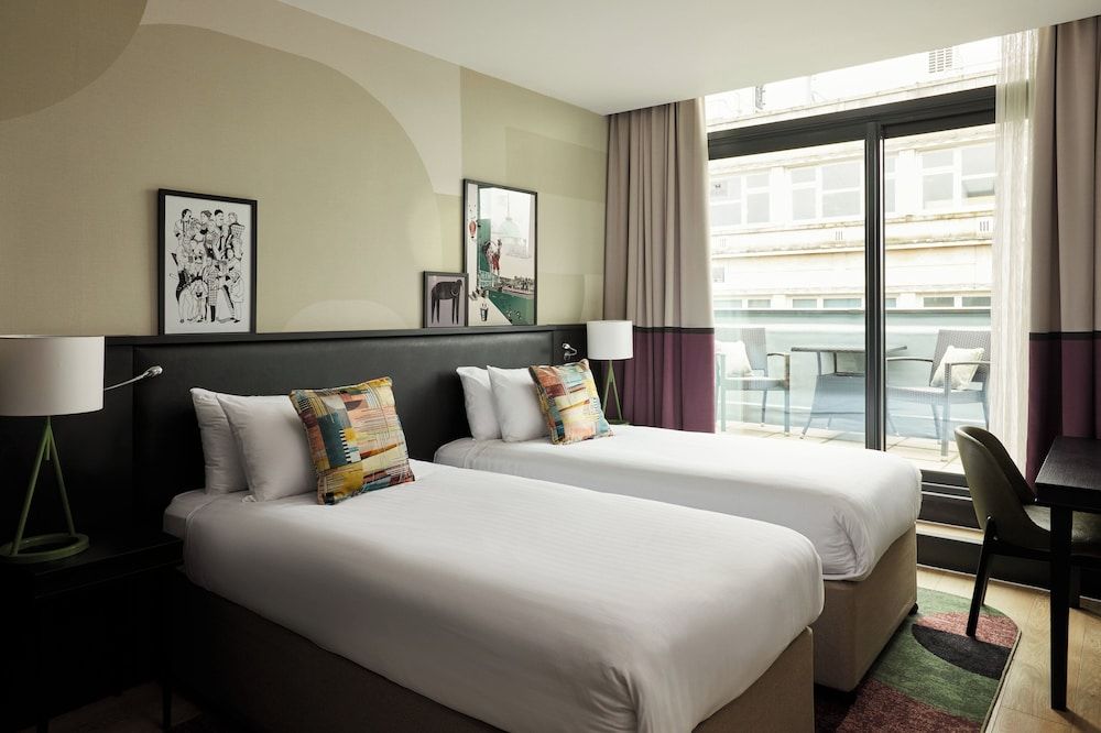 Standard Room, 2 Twin Beds, Balcony (Refurbished)