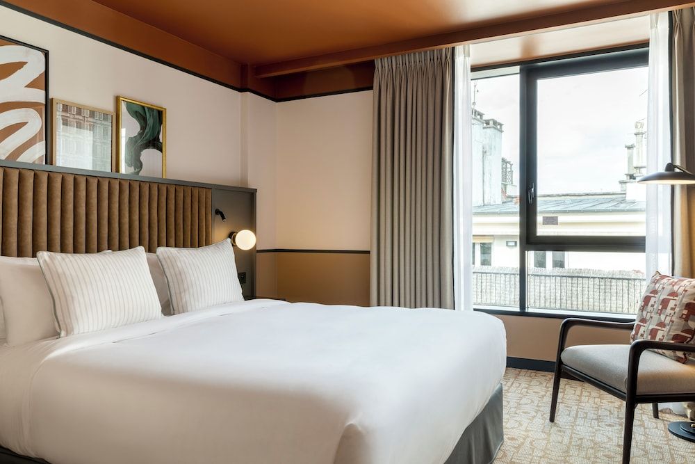 Standard Room, 1 King Bed, Non Smoking