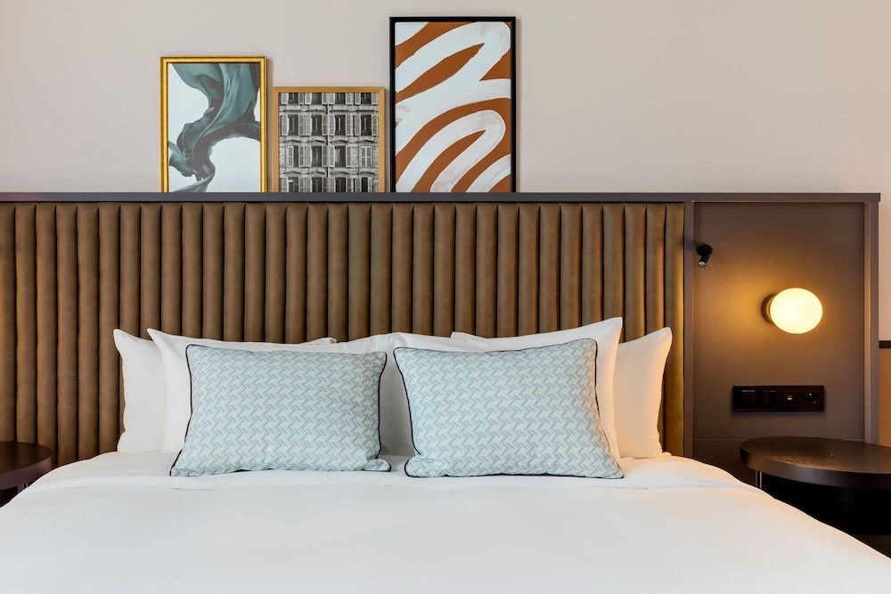 Deluxe Room, 1 King Bed, Non Smoking