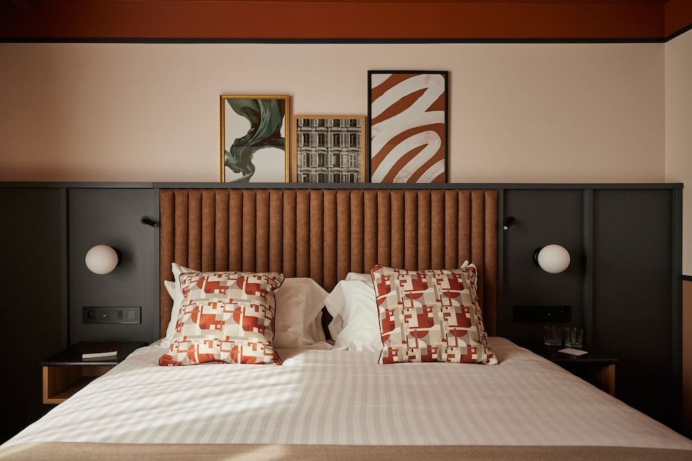 Deluxe Room, 1 King Bed, Non Smoking, Terrace