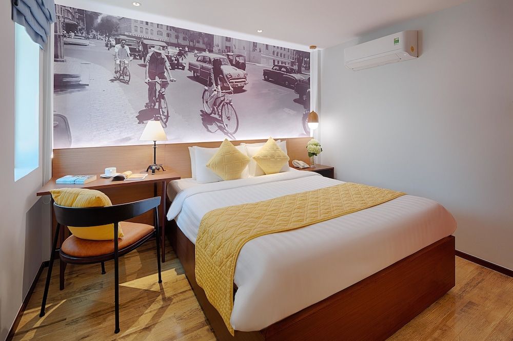 Little Saigon Boutique Hotel Superior Double Room 5
