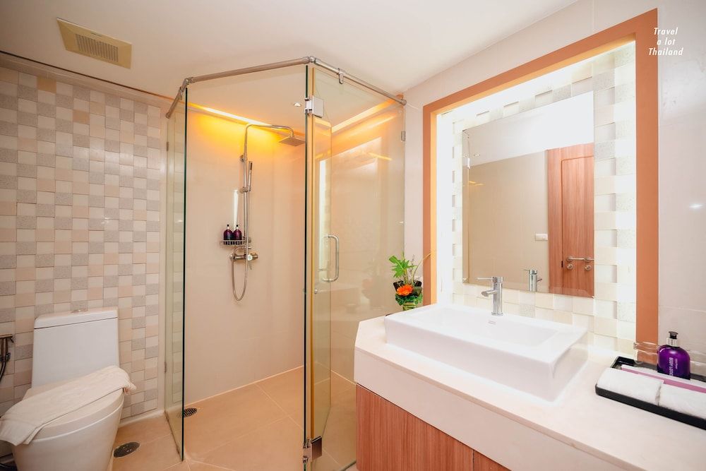 Centara Pattaya Hotel Deluxe Room, 2 Twin Beds 5