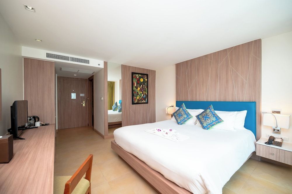 undefined Centara Pattaya Hotel 6