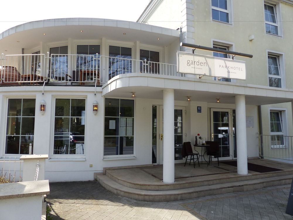 undefined Prinz Myshkin Parkhotel