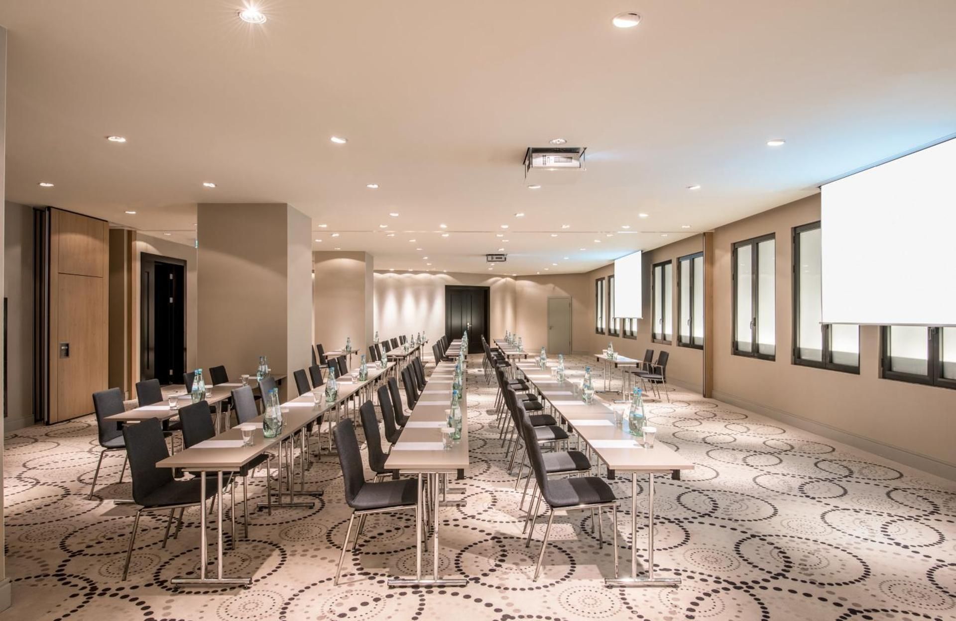 meeting room / ballrooms