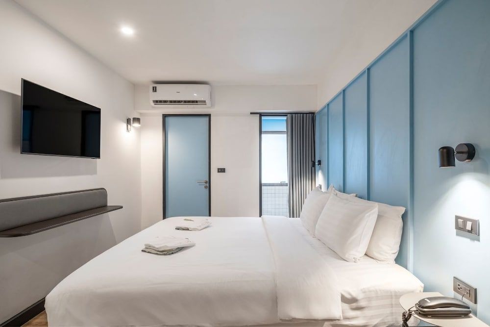 Myhotel CMYK Ratchada Deluxe Twin Room 2