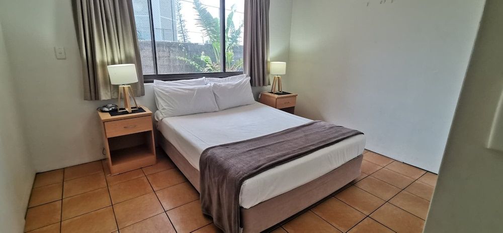 St Tropez Apartments Apartment, 2 Bedrooms 2