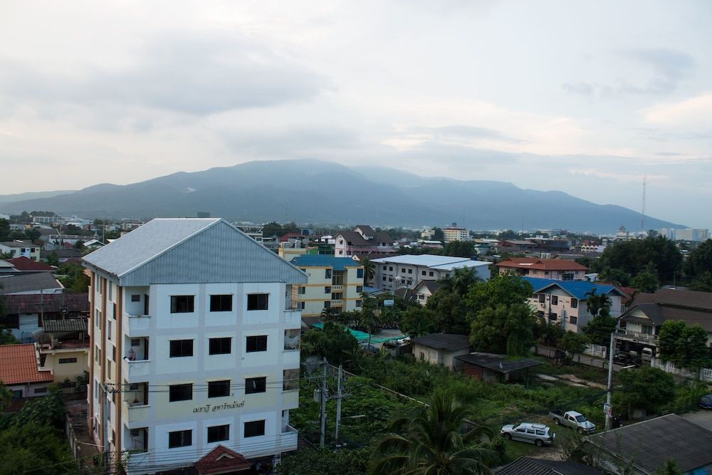 Singha Montra Lanna Boutique Style Hotel SinghaMontra Family Suite with balcony 4