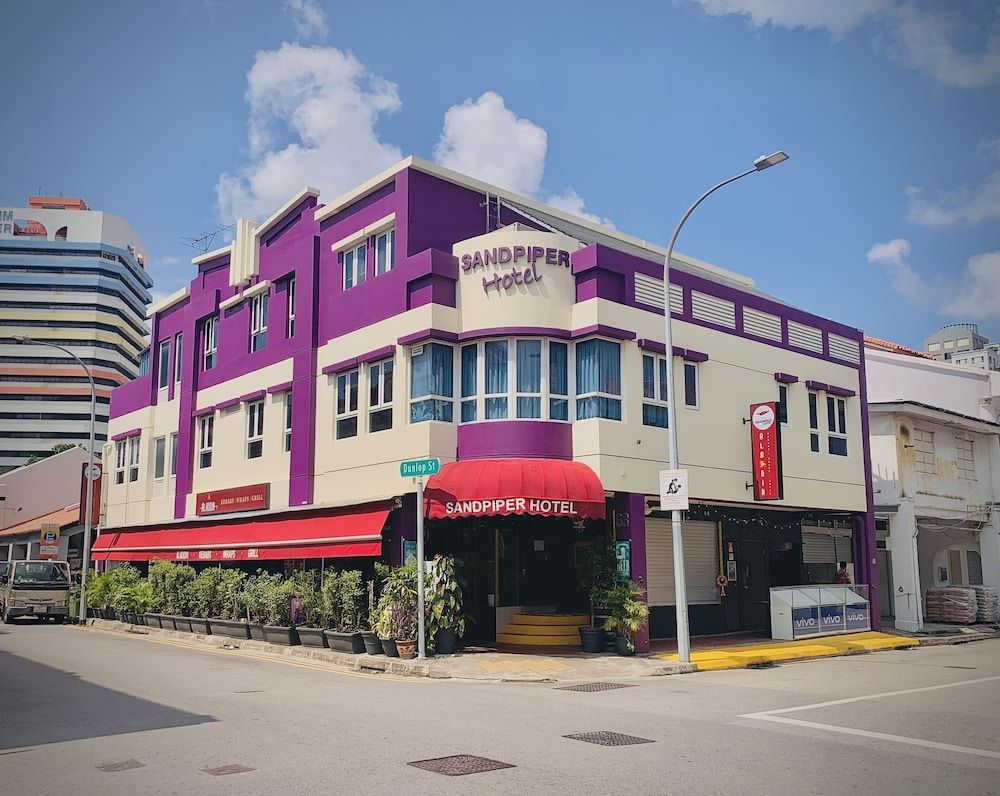Sandpiper Hotel