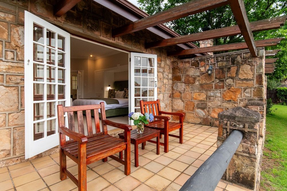 Walkersons Hotel & Spa Classic Room 5