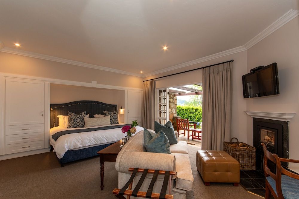 Walkersons Hotel & Spa Luxury Room 7