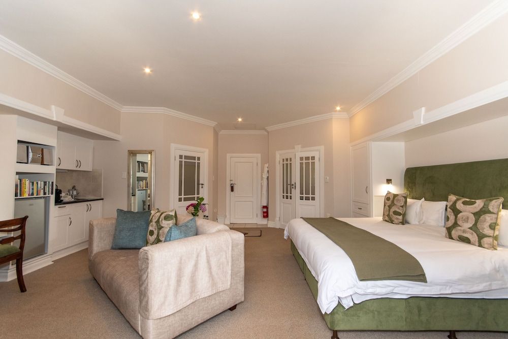 Walkersons Hotel & Spa Luxury Room 5