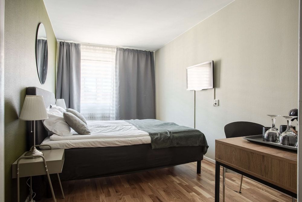 Palm Tree Hotel, Best Western Signature Collection Standard Room, 1 Double Bed, Non Smoking 2