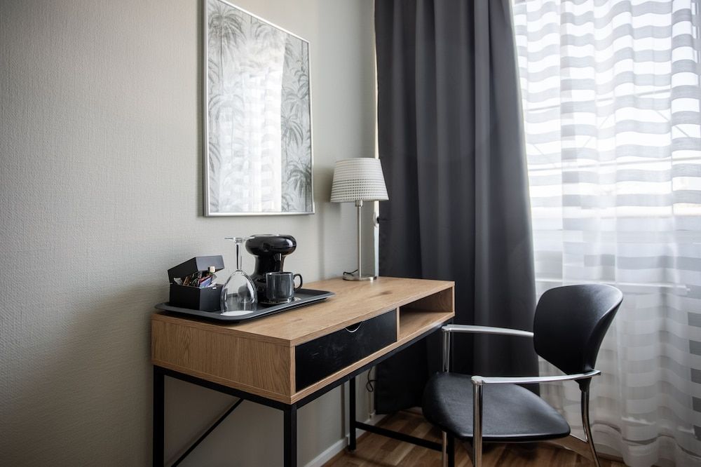 Palm Tree Hotel, Best Western Signature Collection Standard Room, 1 Twin Bed, Non Smoking 2