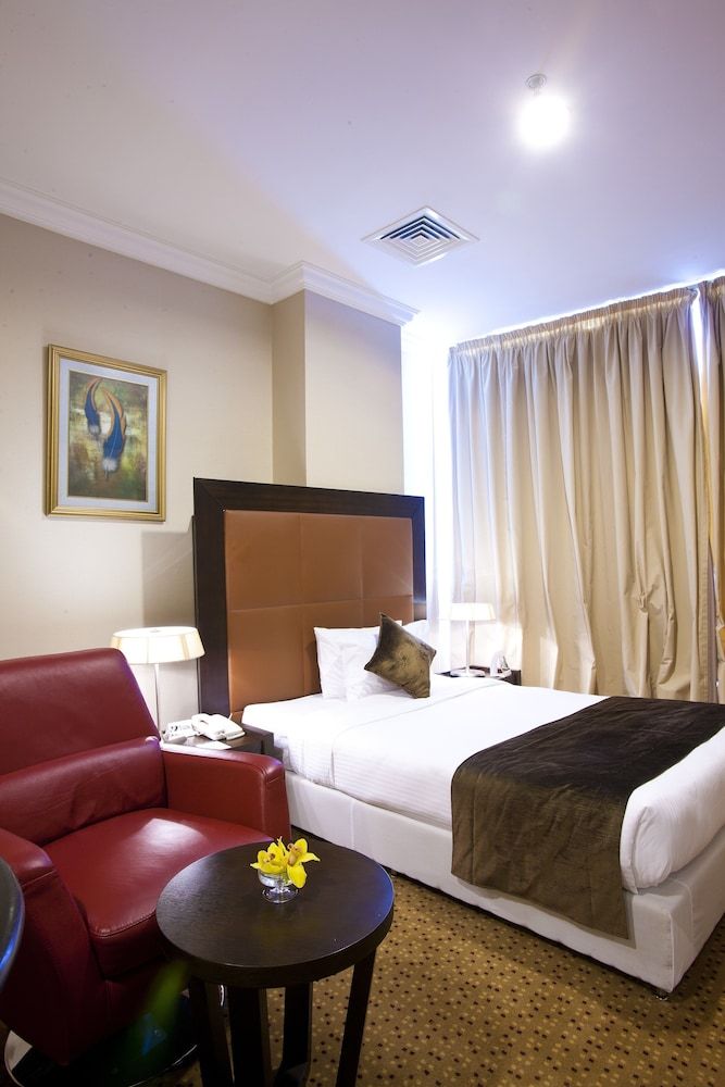undefined Kingsgate Hotel Doha by Millennium Hotels 4