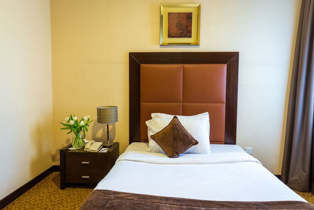 undefined Kingsgate Hotel Doha by Millennium Hotels 8