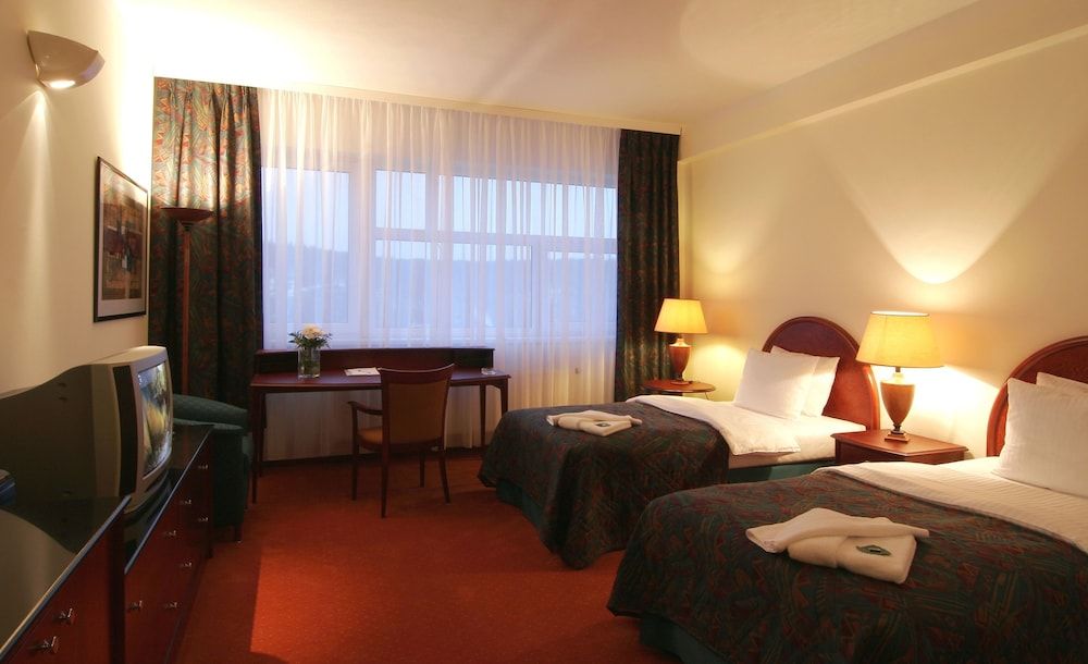 undefined Rezidence Emmy 2